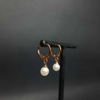 گوشواره مرواریدی