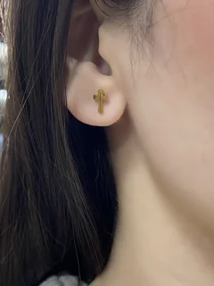 گوشواره میخی ( چسبان ) صلیب