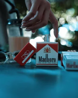 عطر پنهالیگونز د بلیزینگ مستر سام ( طرح پاکت سیگار ) | Penhaligon’s The Blazing Mr Sam