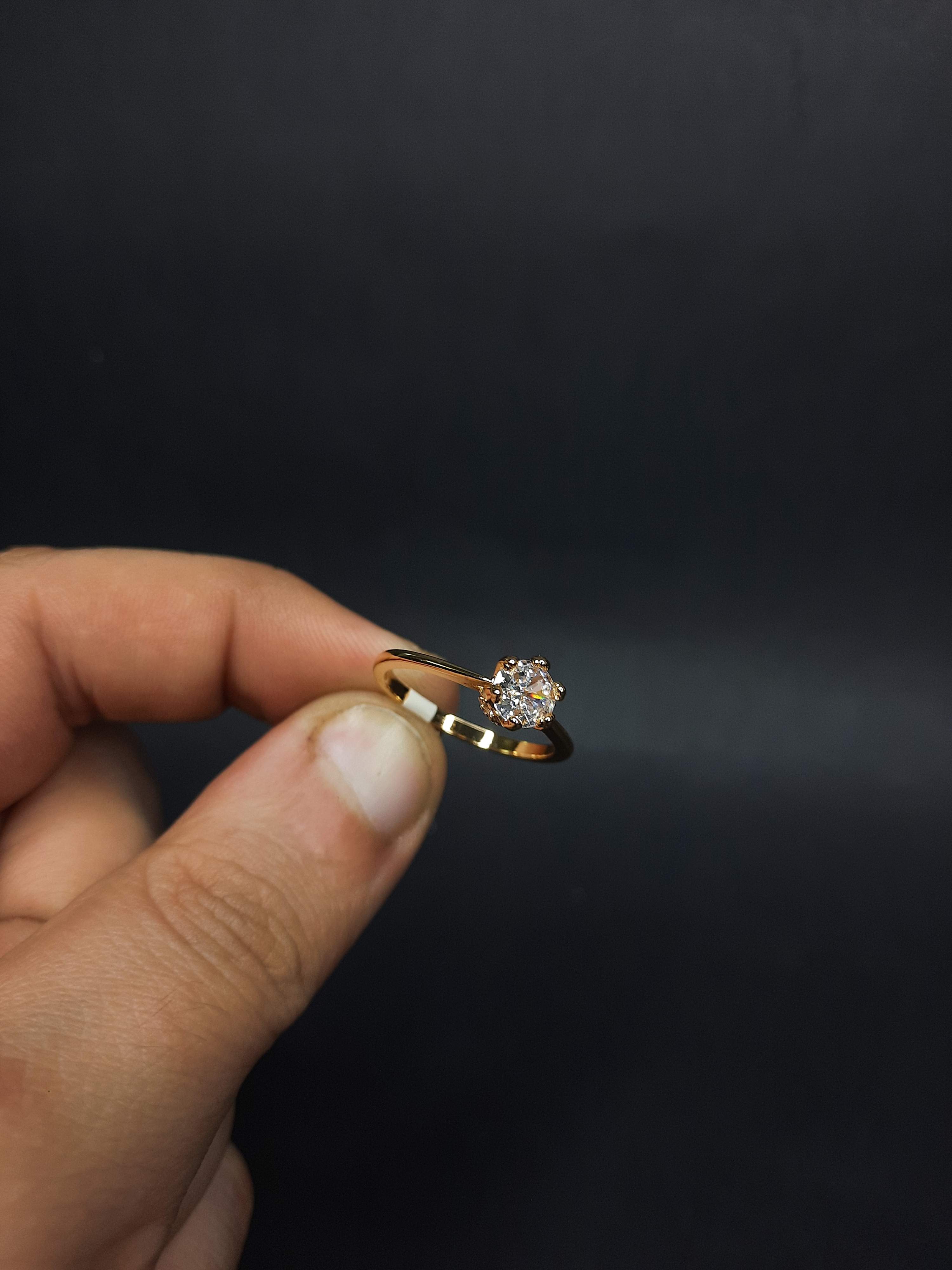 انگشتر نگین دار _ کد 1055